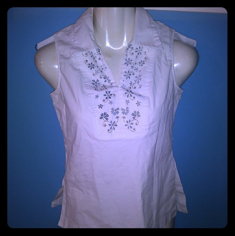 Eyer California sleveless collard shirt. M